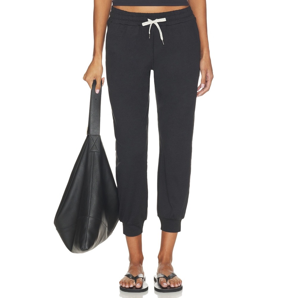 Vuori Women Performance Jogger Black Heather DreamKnit Sweatpants Small NWT